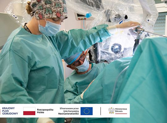 Mikroskop operacyjny